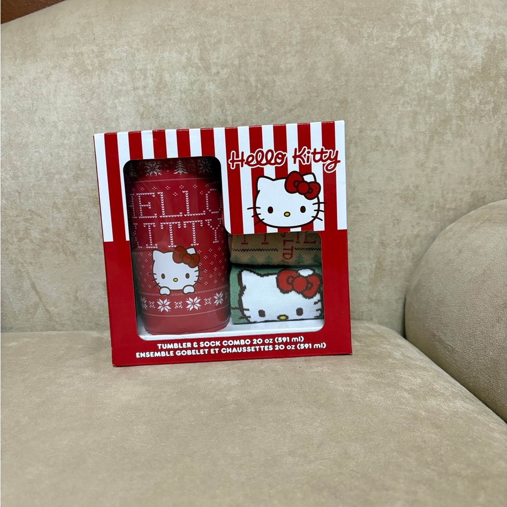 Hello Kitty Red and White Tumbler Set